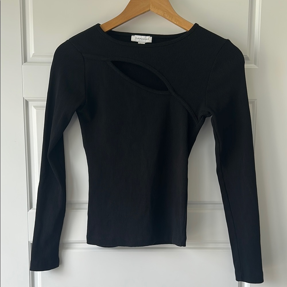 Topshop Black Long Sleeve Keyhole Top NWOT